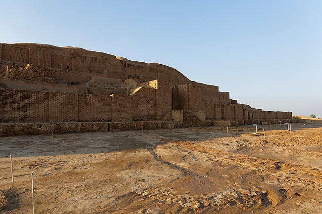 Choqâ Zanbil-Zigourat-004